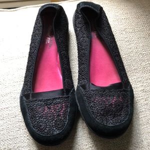 sketchers relaxed fit memory foam flats sz 8.5